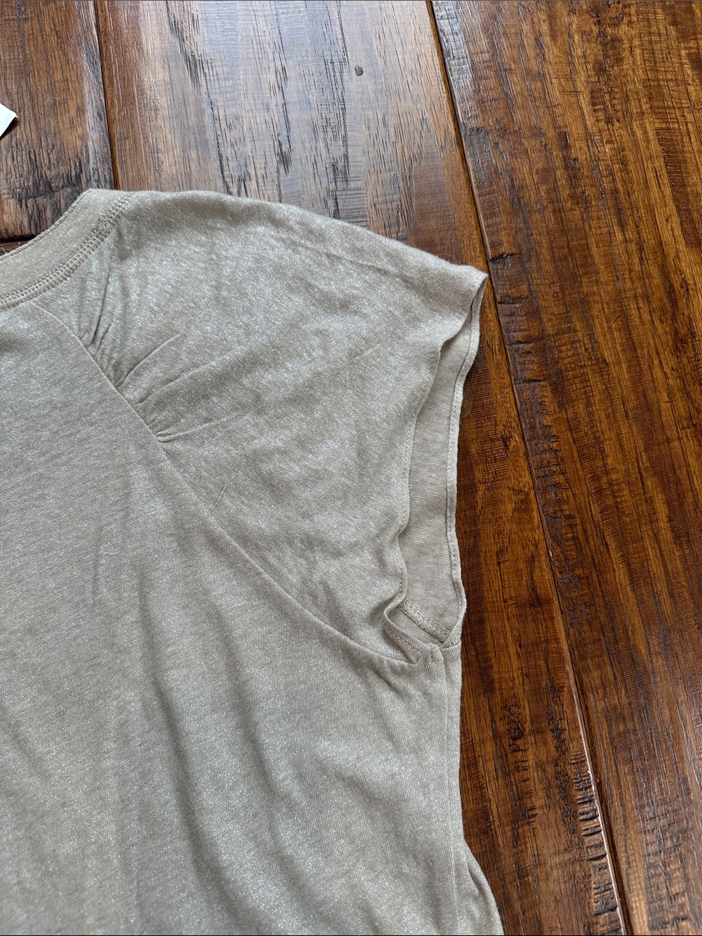 Banana Republic Taupe V-Neck Short Sleeve Tee - Picture 6 of 10